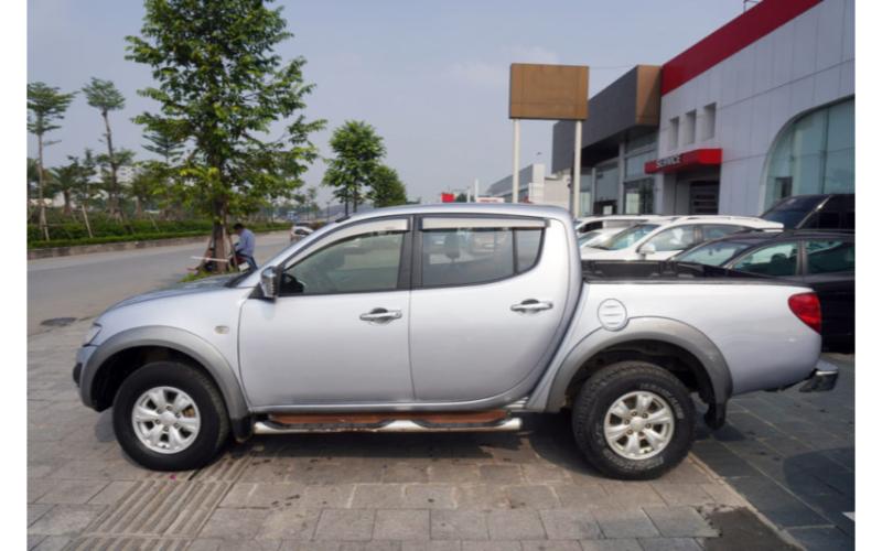 Có nên mua xe Mitsubishi bán tải cũ